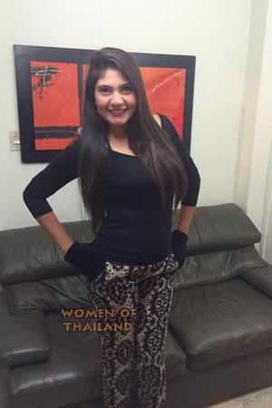 157704 - Yaneth Age: 32 - Colombia