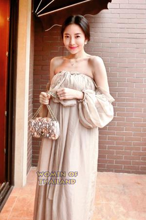 165277 - Ivy Age: 30 - China