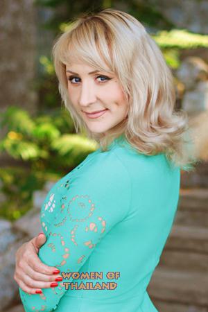 175909 - Oksana Age: 37 - Ukraine