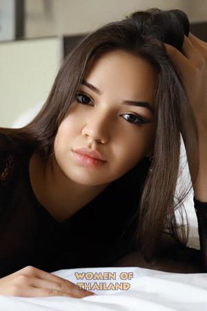 192642 - Aigul Age: 27 - Russia