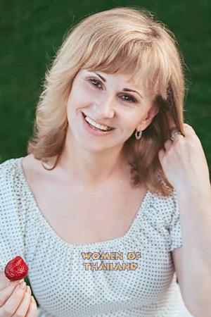 199055 - Svetlana Age: 51 - Ukraine