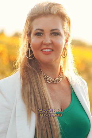 205570 - Elena Age: 48 - Ukraine