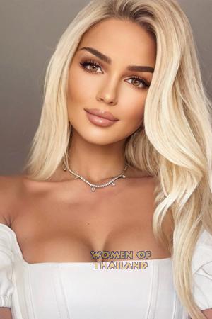 209105 - Anastasia Age: 30 - Russia