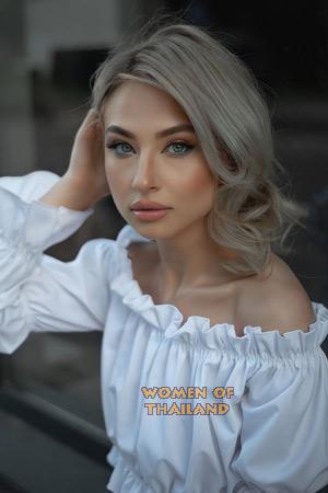 210230 - Ivanna Age: 22 - Ukraine