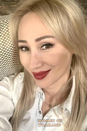 210509 - Aida Age: 40 - Kazakhstan