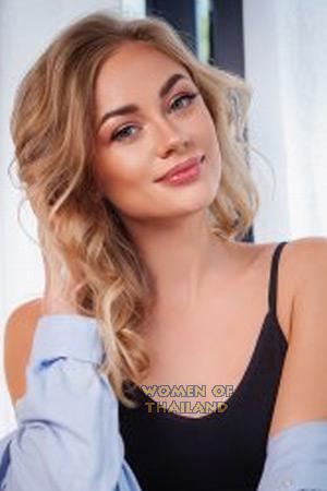 210633 - Anastasia Age: 28 - Ukraine