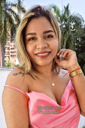 212049 - Madelein Age: 29 - Colombia