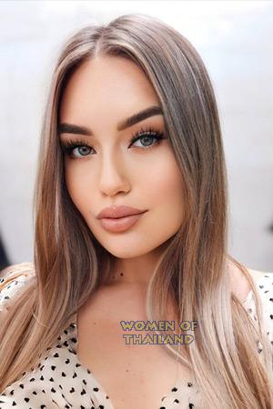 212602 - Violetta Age: 22 - Ukraine