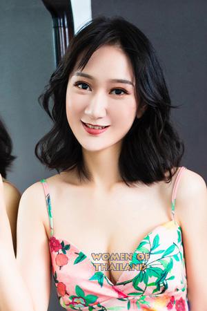 212702 - Mengnan Age: 29 - China