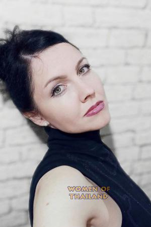 214124 - Elena Age: 46 - Russia