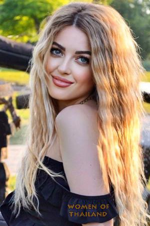 214538 - Anastasiia Age: 34 - Ukraine