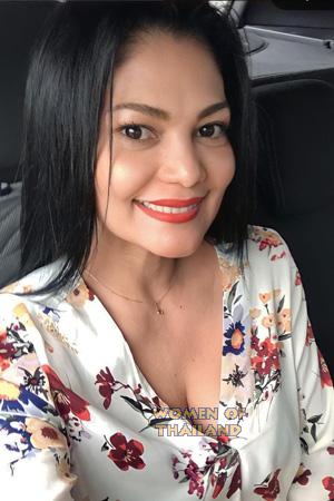215857 - Isabel Age: 49 - Colombia