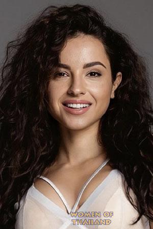 216698 - Karina Age: 28 - Ukraine