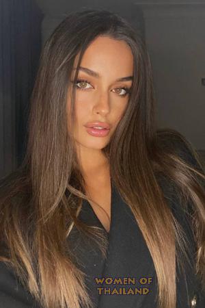 217480 - Lucrezia Age: 21 - Italy