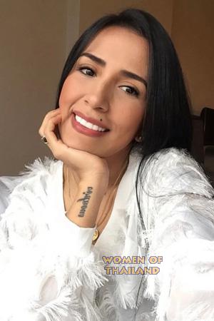 221695 - Fabiola Age: 30 - Colombia