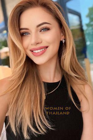 222621 - Nastasiia Age: 22 - Ukraine