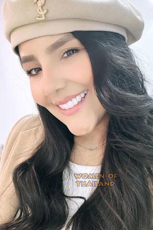 223837 - Julieth Age: 32 - Colombia