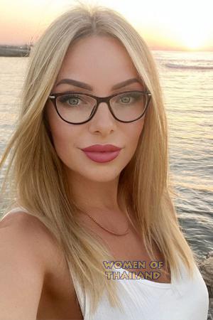 223870 - Tetiana Age: 44 - Ukraine