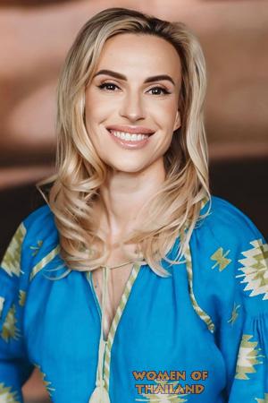 225988 - Oleksandra Age: 39 - Ukraine