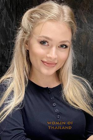 228426 - Yevheniia Age: 28 - Ukraine