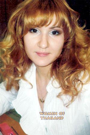84405 - Alena Age: 31 - Russia
